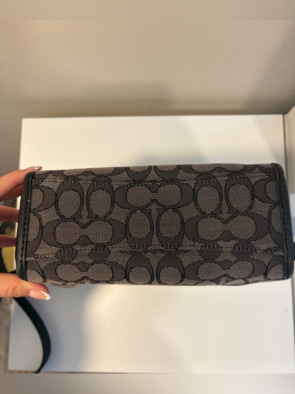 Rare Coach Signature Outline File Bag - Brown/Black - Picture 6 of 8